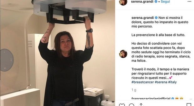 Serena Grandi after the cycle of radiation therapy for breast cancer: 