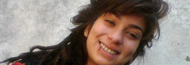 Lucia trovata morta a 16 anni, è stata stuprata e impalata