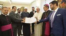 L'asse del Papa con gli Emirati porta frutti: entro il 2022 una sinagoga ad Abu Dhabi