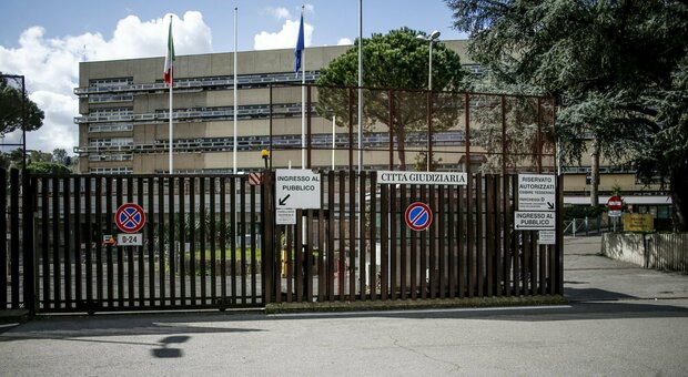 La vendetta contro il pm, Alessandro Cortesi: dall'arresto al piano con il boss, chi è l'ex primavera della Lazio