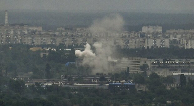 Guerra in Ucraina diretta, Kiev teme attacco massiccio a Severodonetsk entro 48 ore: nell'impianto Azot ancora 500 civili