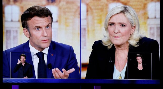 Macron-Le Pen, l'ultimo duello in tv: il dibattito finale prima del voto francese