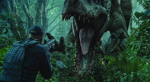 Stasera in tv, oggi domenica 21 novembre su Italia 1 «Jurassic World»: curiosità e trama del film con Chris Pratt