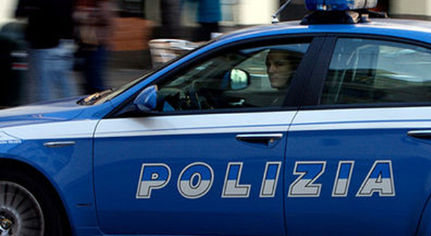 Roma, rapina choc a Prati, falsi poliziotti legano e imbavagliano due donne