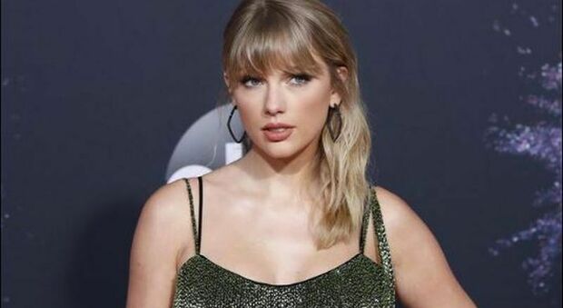 Taylor Swift da record, Midnight è l'album più ascoltato nella storia di  Spotify