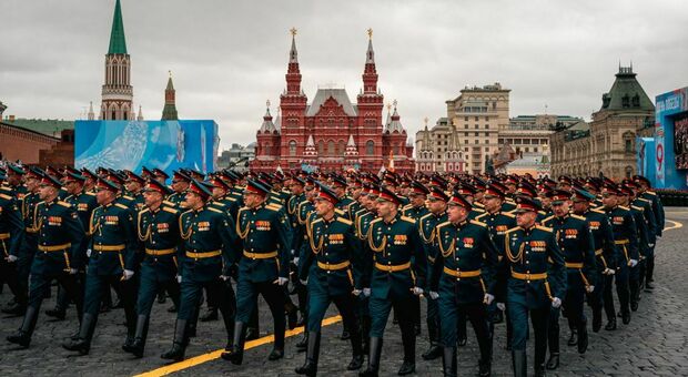 Legge marziale e mobilitazione di tutta Russia: l'obbiettivo di Putin con la dichiarazione della guerra totale