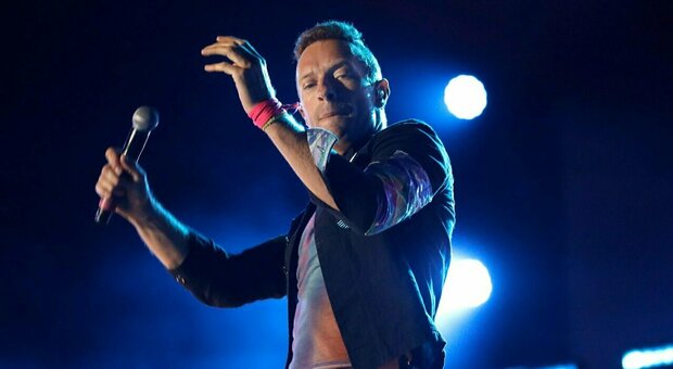 Chris Martin malato, rimandati i concerti dei Coldplay in Brasile