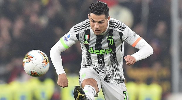 Juventus Genoa 2 1 Vittoria Su Rigore Di Ronaldo I Bianconeri In Vetta Alla Classifica