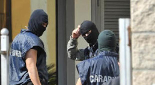 Camorra, catturato il narcos Salvatore Mariano: latitante, è stato tradito dalla vacanza 5 stelle