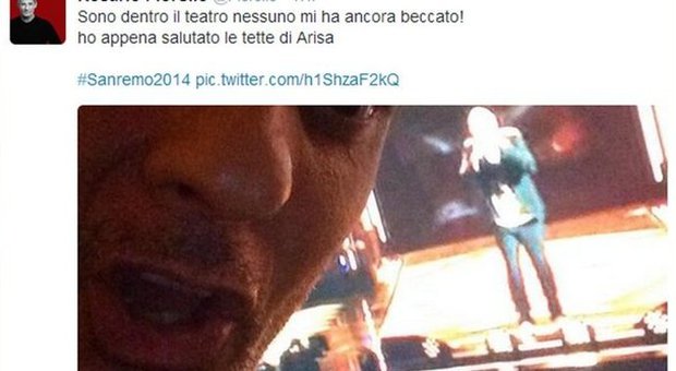 Sanremo, Fiorello beffa tutti con un tweet: «Sono al Festival», ma è un fotomontaggio