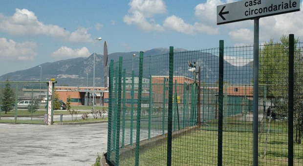 Terni, Suicidio in carcere: Sospettato di mafia in attesa di giudizio si impicca in cella