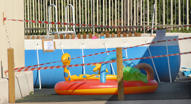 Verona, bimbo di tre anni rischia di annegare nella piscina dell'asilo: è grave