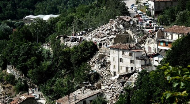 Terremoto del 2016, lavori a rilento: «Stop ai bonus-affitto»