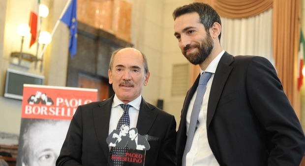 Il pm Giovanni Musarò (a destra) con il procuratore nazionale antimafia De Raho