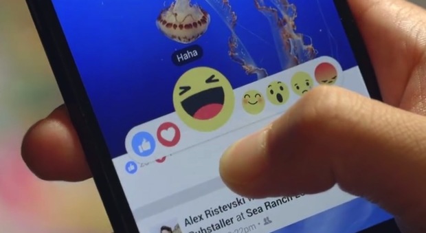 Facebook, non solo "like": oltre al pollice insù altre 5 emoticon, dall'amore alla rabbia