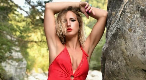 Sara Pegoraro, malore improvviso: morta a 26 anni la modella trevigiana