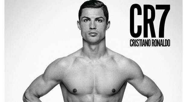 Cristiano Ronaldo modello per Yamamay con la sua linea di intimo CR7