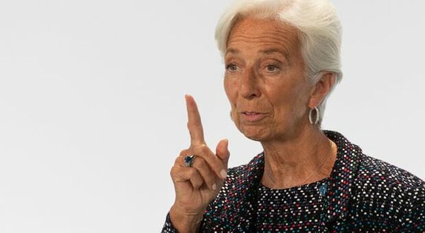 Lagarde: BCE non aumenterà tassi nel 2022. Omicron? Abbiamo imparato a convivere con varianti