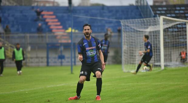 Latina travolge il Campobasso: due gol per tempo, finisce 4-1