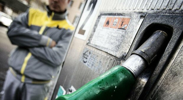 Sciopero benzinai settembre, ci sarà o no? L'ira dei gestori dei distributori: tutto quello che c'è da sapere