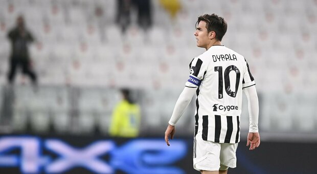 Juventus-Udinese 2-0, Dybala segna e lancia sguardo di sfida in tribuna. McKennie la chiude