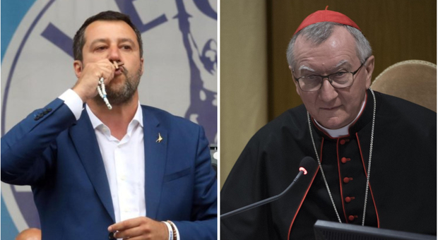 Salvini con il Rosario sul palco, il Vaticano: «Dio è di tutto, invocarlo per sé è pericoloso»
