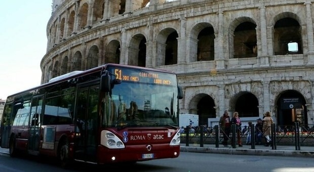 Atac fa retromarcia sulla finale: questa sera servizio regolare metro e bus per Roma-Feyenoord