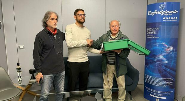 La Confartigianato dona un defibrillatore alla Nuova Rieti Calcio. «Iniziativa sociale lodevole»