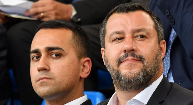 Flat tax, nuovo scontro. Salvini: «Se Tria dice no al taglio delle tasse, o me o lui»