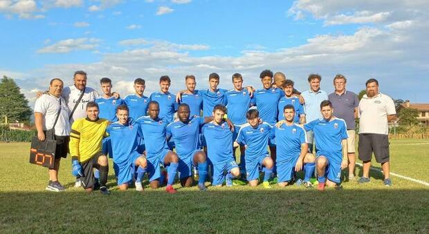 La squadra di calcio della Giovane Italia Polesella