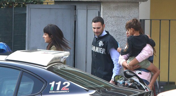 Brescia, arrestato il padre separato barricato in casa con il figlio di 4 anni: l'uomo ha precedenti per violenza