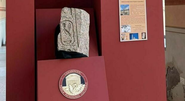 Montecitorio, l'Obelisco ritrova il "pezzo mancante" dopo mille anni: l'indagine dei carabinieri