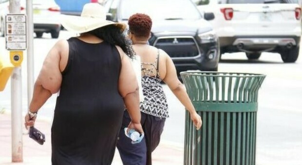 Covid, ricerca Usa: l'obesità aumenta i pericoli, chi è in sovrappeso andrebbe vaccinato presto