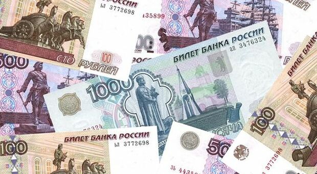 L'impatto del conflitto russo-ucraino sul mercato globale del lusso: le stime di Bain & Company