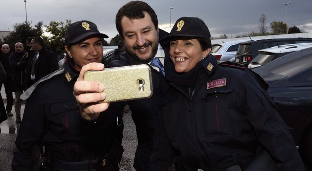 Gli incontri segreti di Salvini con i ribelli M5S: «Altri in arrivo, punto a destabilizzare»
