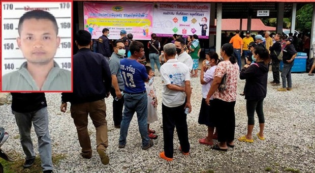Thailandia, strage all'asilo nido: ex poliziotto uccide 35 persone, tra cui 25 bambini e poi si spara
