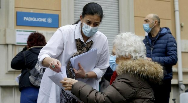 Vaccino, gli italiani che hanno ricevuto la seconda dose sono 2 milioni. Remuzzi: «Immunità di gregge non serve il 60%»