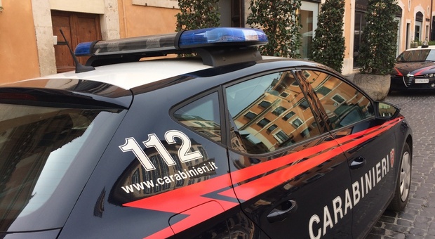 Roma, estorsione aggravata e detenzione di droga: arrestate due persone ad Artena