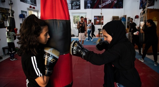 "Boxe contro l'assedio", i maestri delle palestre di Tufello e Quarticciolo a Gaza per le ragazze della Striscia