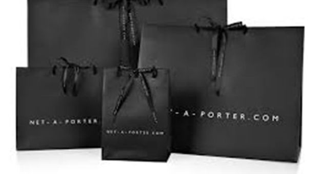 Yoox si fonde con Net-a-Porter: nasce un colosso globale dell'e-commerce di lusso