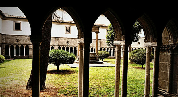 Rettorato di S.Maria in Gradi: chiostro medievale