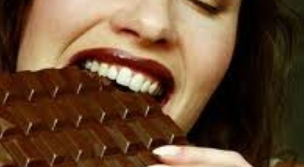 Il cioccolato fondente è antinfiammatorio e antistress