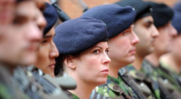 8 Marzo con le stellette: vent'anni in prima linea per le donne soldato