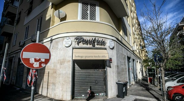 'Ndrangheta a Roma, le intercettazioni: «Troviamo un romeno, gli intestiamo la società»