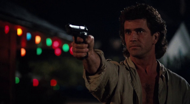 Stasera in tv, oggi giovedì 7 ottobre su Iris «Arma letale»: curiosità e trama del film con Mel Gibson