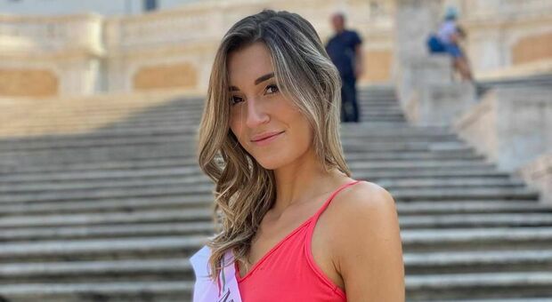 Giulia Talia, la prima lesbica dichiarata a Miss Italia: «Convivo con Barbara, sogniamo matrimonio e figli»