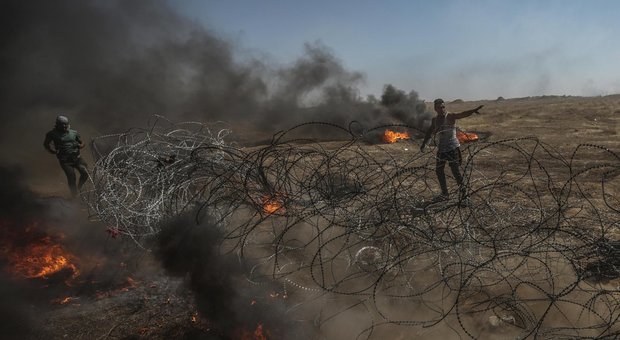 Un momento degli scontri a Gaza