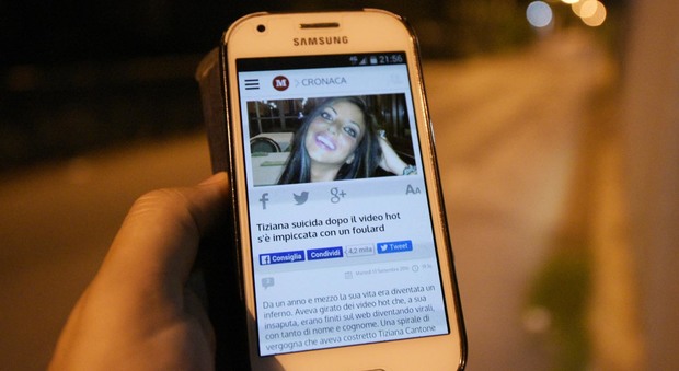 Tiziana Cantone, indagato il fidanzato: decisivi gli sms nell’iPhone sbloccato