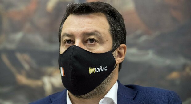 Coprifuoco, Salvini: «I ministri della Lega nel prossimo Cdm chiederanno di riaprire tutto, all'aperto e al chiuso»