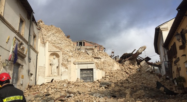 Sms solidali, ecco come verranno utilizzati in Umbria i soldi delle donazioni post sisma